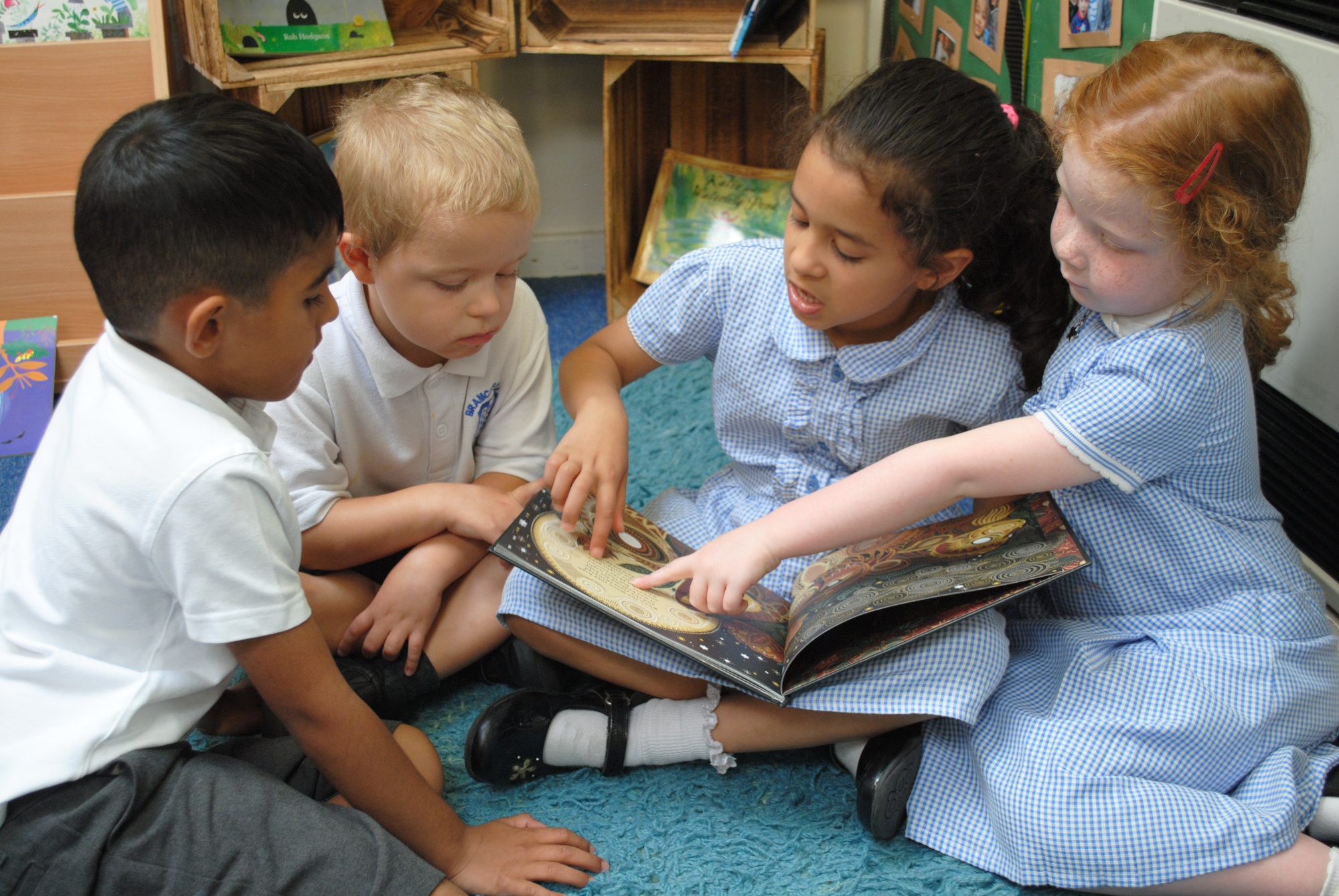 Children reading image